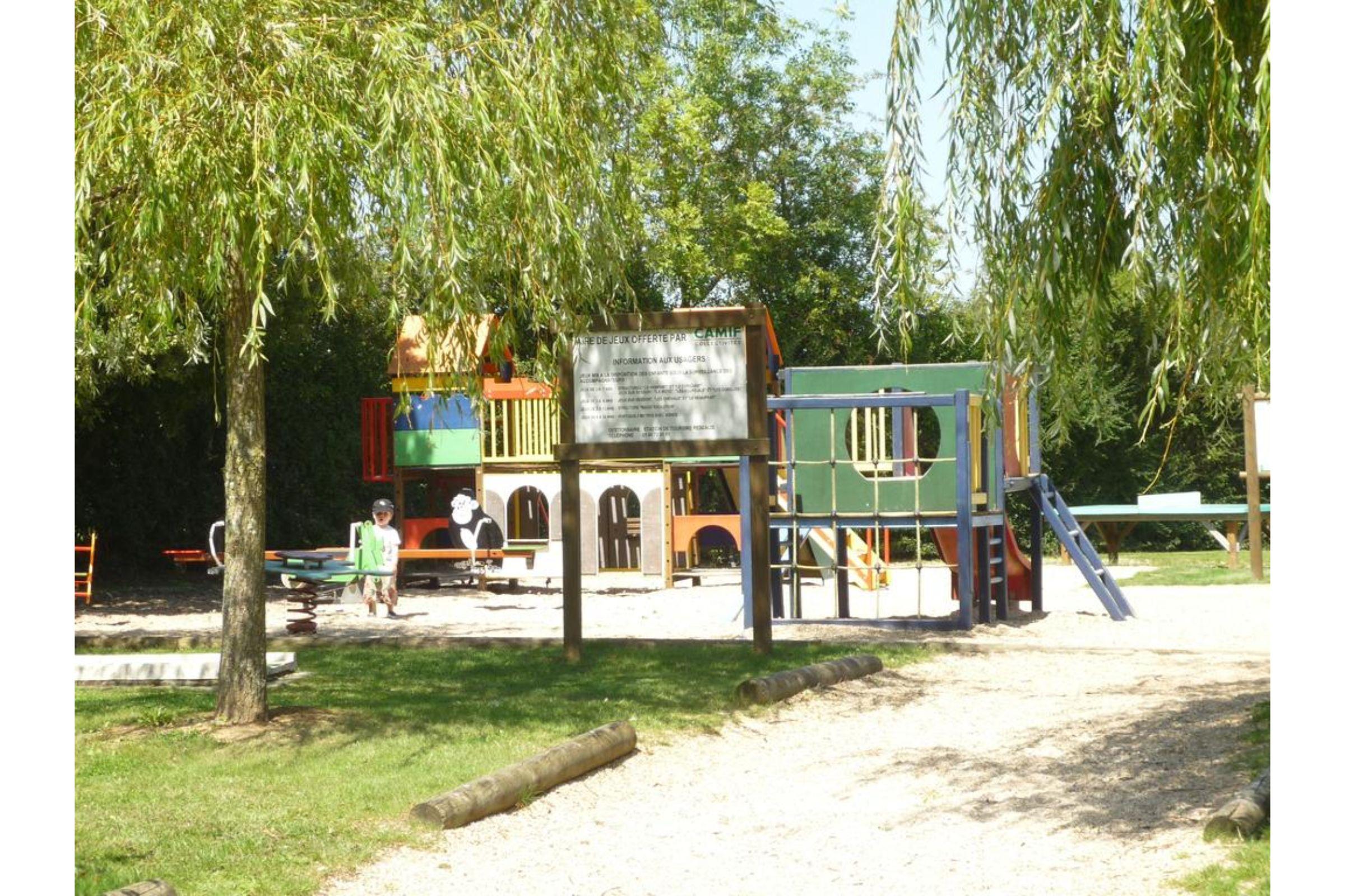 Terres De France - Natura Resort Pescalis Moncoutant Екстериор снимка