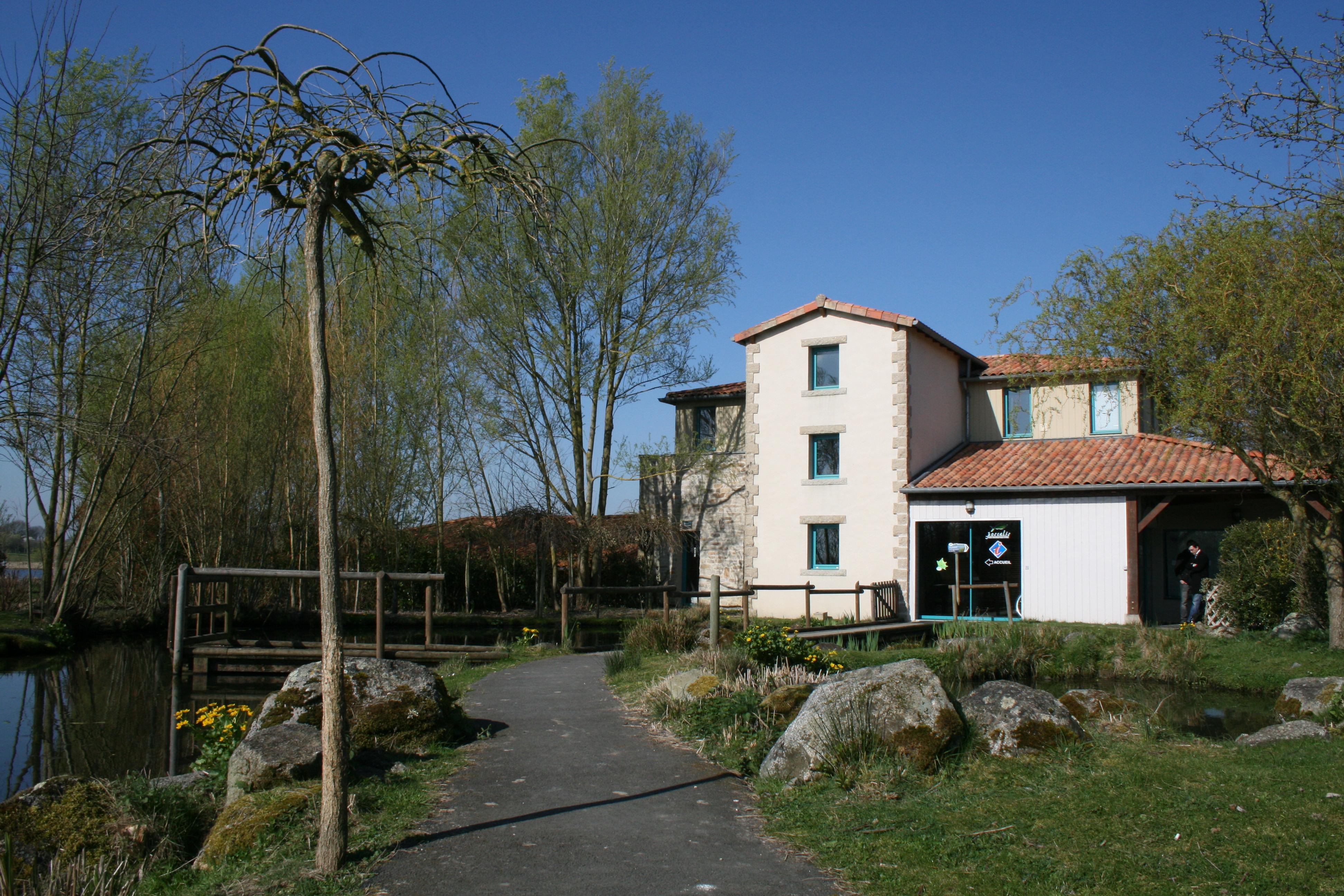 Terres De France - Natura Resort Pescalis Moncoutant Екстериор снимка