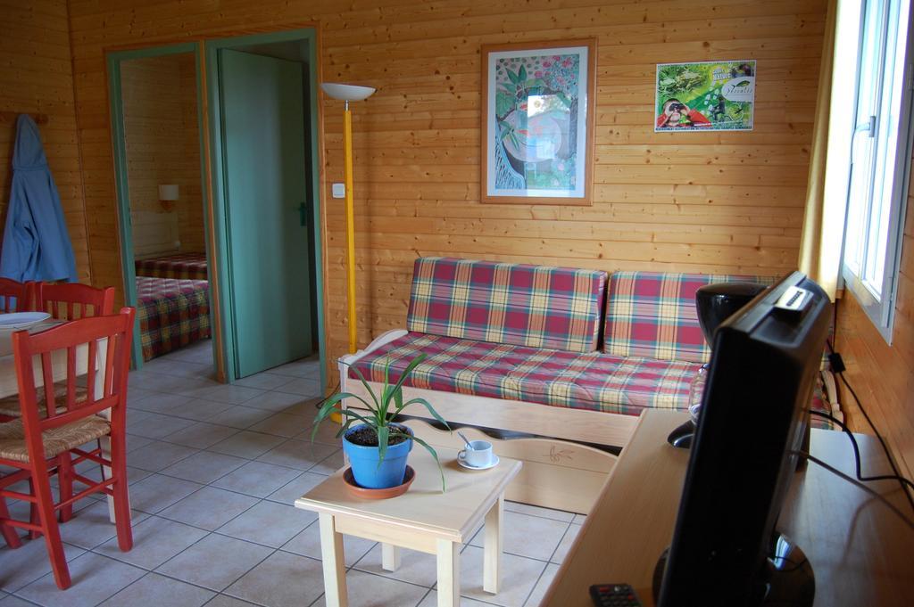 Terres De France - Natura Resort Pescalis Moncoutant Екстериор снимка
