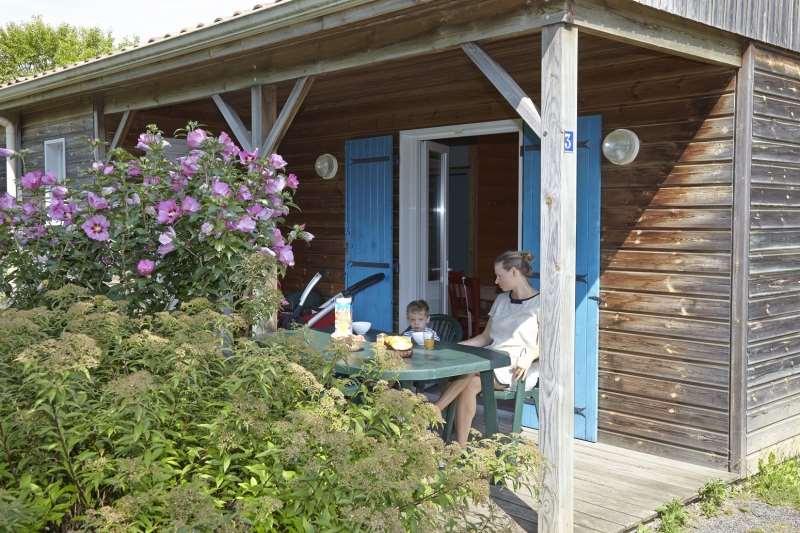 Terres De France - Natura Resort Pescalis Moncoutant Ресторант снимка